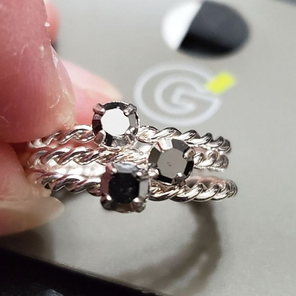 Silver Tone Stackable Ring Set Size 6.5 - image 1